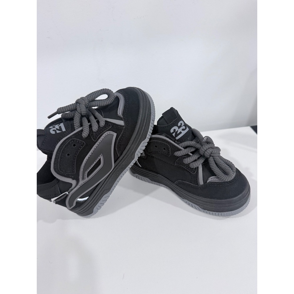 Kids Black Grey Chunky Rope Lace Skate Sneakers Low Top Size 28 Streetwear Style - Picture 2 of 6